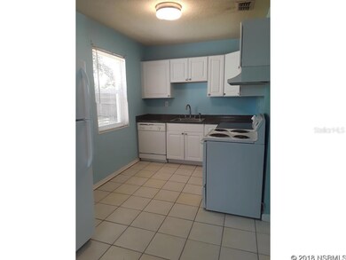 806 E 9th Ave, New Smyrna Beach, FL 32169 - photo 4