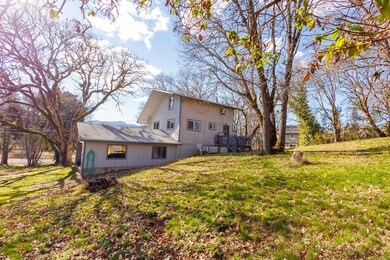 11110 Blackwell Rd, Central Point, OR 97502 - photo 7