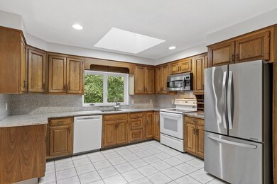 119 Oak Hill St, Newton Center, MA 02459 - photo 5