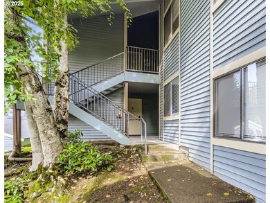 10220 SE Talbert St unit 10220, Clackamas, OR 97015 - photo 2