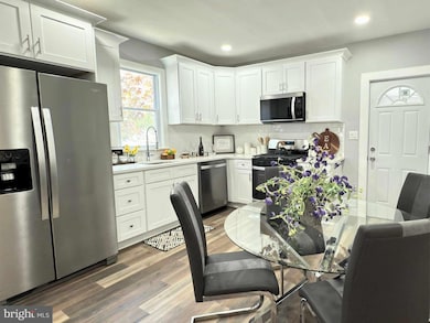 430 Kossuth St, Riverside, NJ 08075 - photo 6