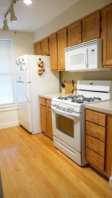 112 Library St, Chelsea, MA 02150 - photo 6