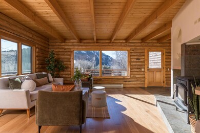 113 East Fork