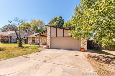 300 N Hemlock Ave, Broken Arrow, OK 74012 - photo 5