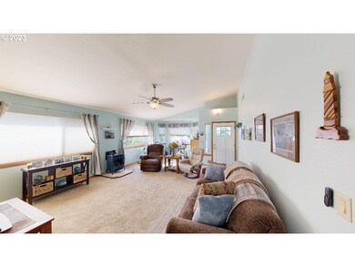 1302 Seacrest Ln, Brookings, OR 97415 - photo 7