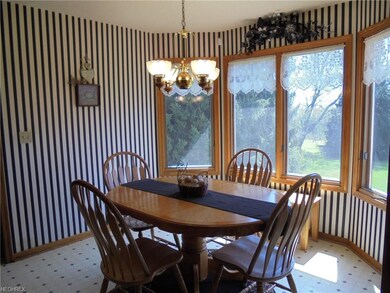 1428 W Comet Rd, New Franklin, OH 44216 - photo 7