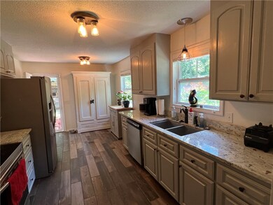 400 Woodland Cir, Pendleton, SC 29670 - photo 4