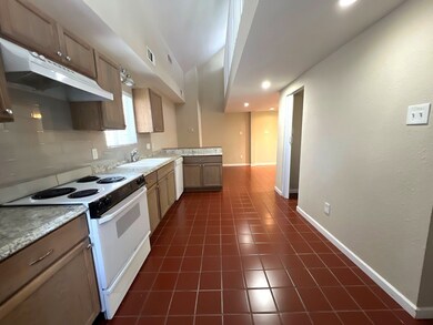 627 E 14th St, Houston, TX 77008 - photo 2