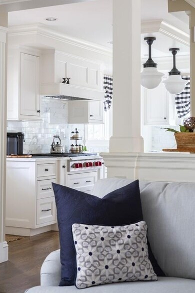 1 Wiswall Cir, Wellesley, MA 02482 - photo 7