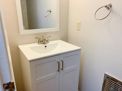 3522 Adenmore Ct, Clovis, NM 88101 - photo 7