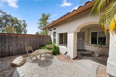 39317 Via Sonrisa, Murrieta, CA 92563 - photo 4