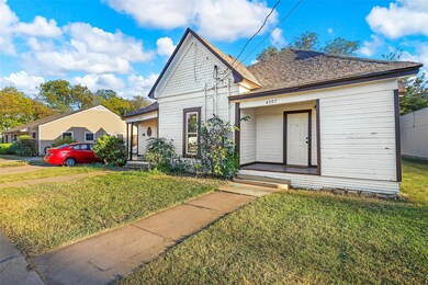 507 W Chambers St unit A, Cleburne, TX 76033 - photo 2