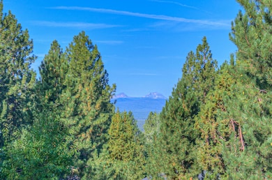 2521 NW Coe Ct, Bend, OR 97701 - photo 4