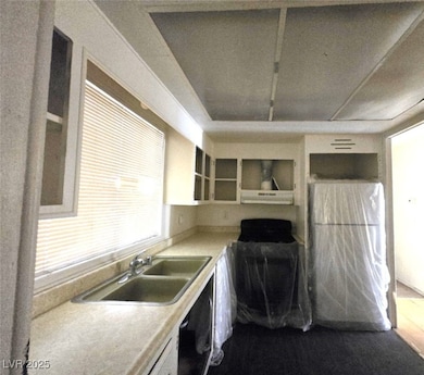 2257 Toiyabe St, Las Vegas, NV 89156 - photo 6