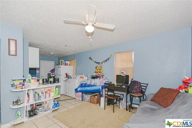 735 W Avenue B, Copperas Cove, TX 76522 - photo 6