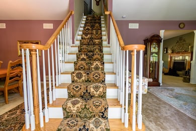 121 Peach Tree Ln, Milford, PA 18337 - photo 3