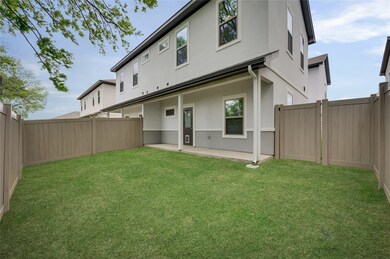 1008 Ebony Dr, McKinney, TX 75071 - photo 2