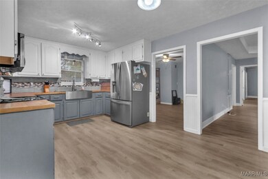 460 Spring Hollow Dr, Deatsville, AL 36022 - photo 5