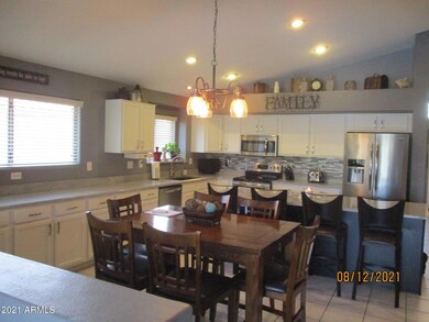 KITCHEN (3)