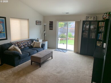 5792 Mineral Way, Springfield, OR 97478 - photo 3