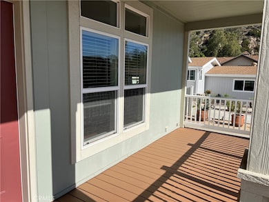 15455 Glenoaks Blvd unit 502, Sylmar, CA 91342 - photo 3