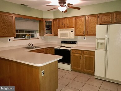 5 Woodmill Dr, Clementon, NJ 08021 - photo 5