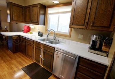 Kitchen (2)