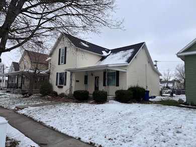 706 Jackson St, Saint Marys, OH 45885 - photo 2