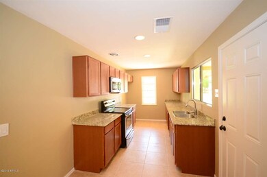 748 N Evergreen St, Chandler, AZ 85225 - photo 2