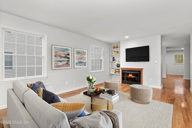 18 Hollow Wood Ln unit C, Greenwich, CT 06831 - photo 2