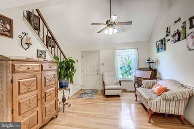 1697 Brimfield Cir, Sykesville, MD 21784 - photo 4