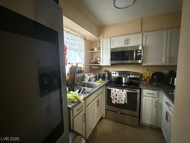 500 S 13th St unit C5, Las Vegas, NV 89101 - photo 7