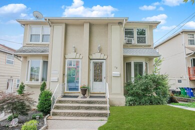 12 Benton Ct, Staten Island, NY 10306 - photo 3