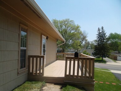 313 Tulsa Ave, Carpentersville, IL 60110 - photo 3