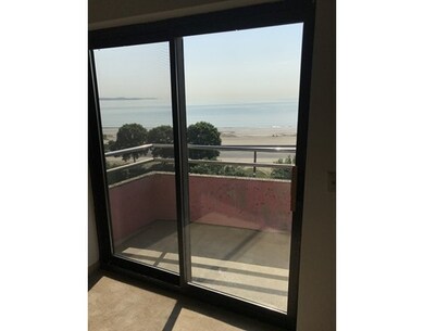 364 Ocean Ave unit 604, Revere, MA 02151 - photo 3