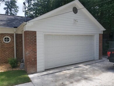 2620 N Edgewater Dr, Fayetteville, NC 28303 - photo 3