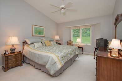 156 Round Hill Rd unit 16, Kalamazoo, MI 49009 - photo 7