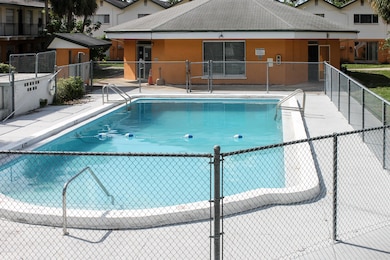 1713 Dixon Blvd unit 171, Cocoa, FL 32922 - photo 2