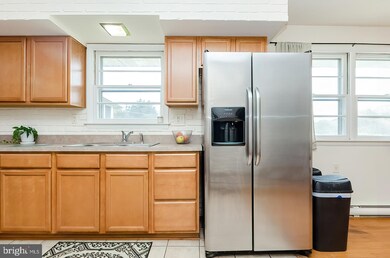 295 Pointfield Dr, Harpers Ferry, WV 25425 - photo 3