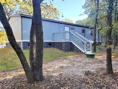 112 Arunda Ct, Weatherford, TX 76085 - photo 2