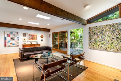 2413 Silver Fox Ln, Reston, VA 20191 - photo 4