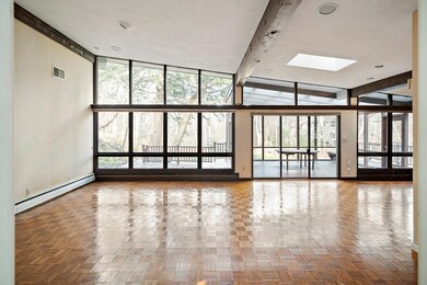 367 Newton St, Chestnut Hill, MA 02467 - photo 6