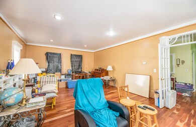 Interior1-