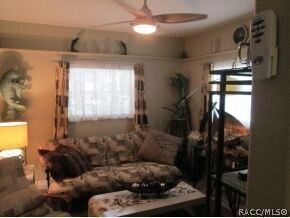 Den Main Home