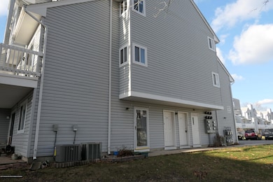 910 Scarlet Oak Ave unit 10, Toms River, NJ 08755 - photo 3