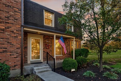 33 Creekwood Square, Cincinnati, OH 45246 - photo 2