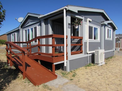 1515 NW Fir Ave unit 21, Redmond, OR 97756 - photo 2