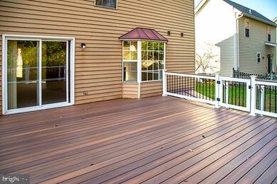 6825 Littlewood Ct, Sykesville, MD 21784 - photo 6