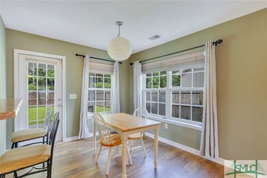 Spacious eat-in kitchen