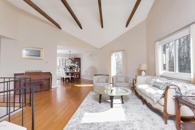 41 Sundance Dr, Cos Cob, CT 06807 - photo 4